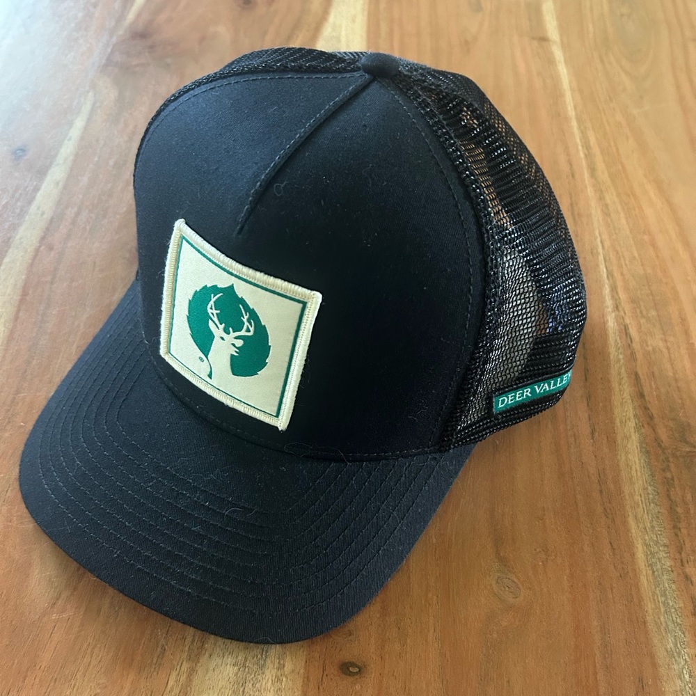 Deer Valley Logo Trucker Cap Mesh SnapBack Baseball Hat Ski Park City